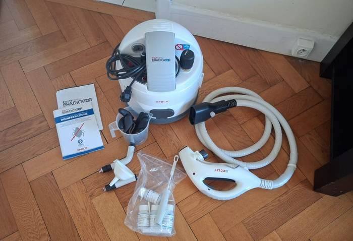 Kit complet du générateur de vapeur sèche Polti Cimex Eradicator avec ses accessoires